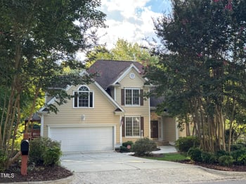 105 Headlands Ln, Cary, NC 27518