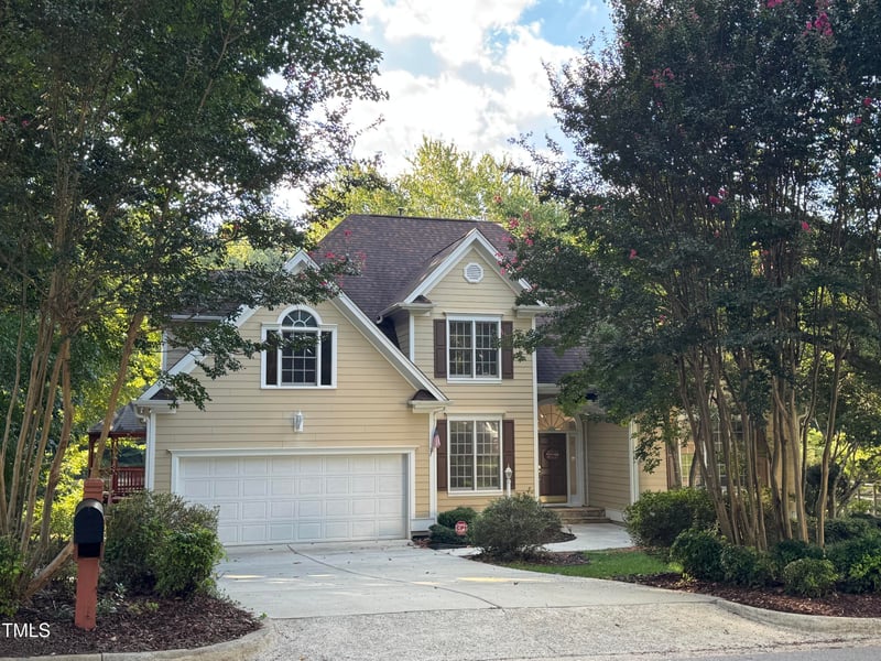 105 Headlands Ln, Cary, NC 27518