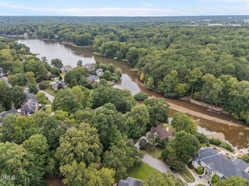 105 Headlands Ln, Cary, NC 27518