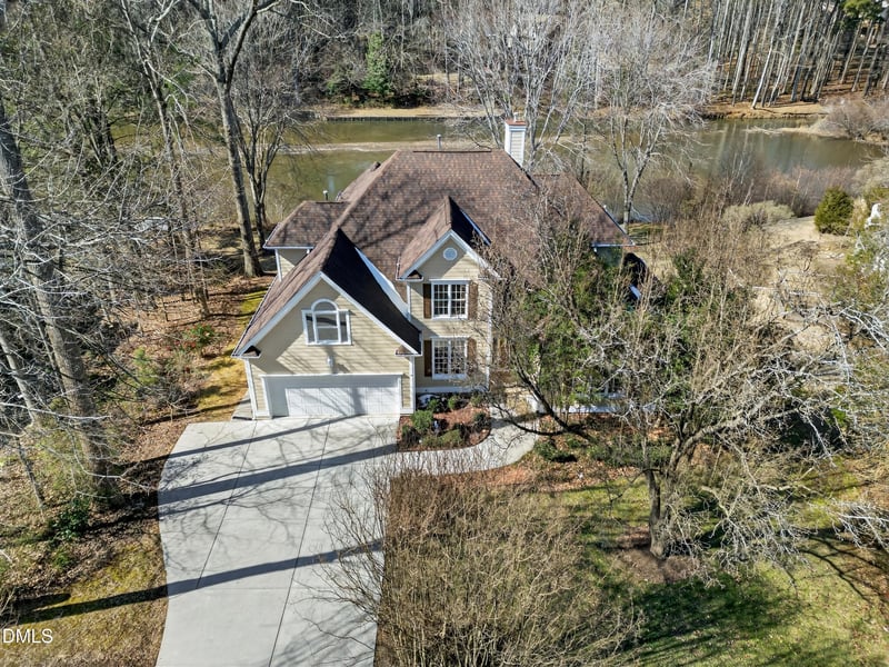 105 Headlands Ln, Cary, NC 27518