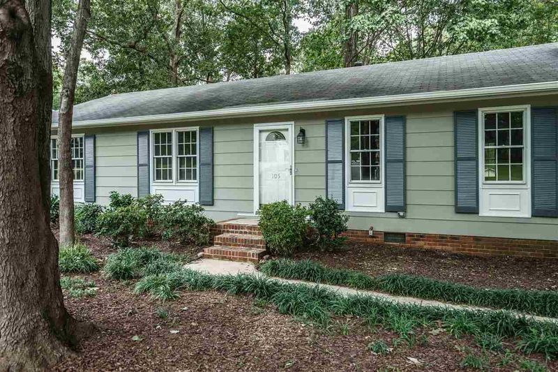 105 Heidinger Dr, Cary, NC 27511