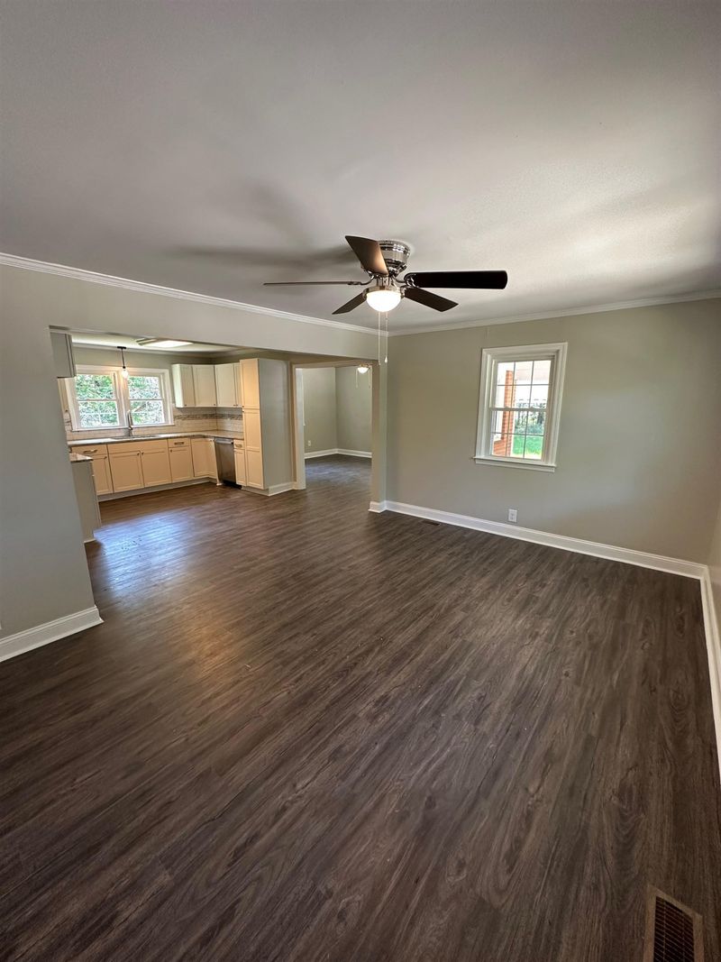105 Hicks St, Erwin, NC 28339