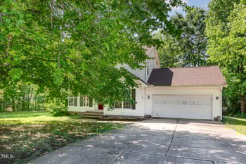 105 Hiddenwood Ct, Garner, NC 27529