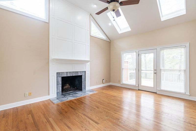 105 High Country Dr, Cary, NC 27513
