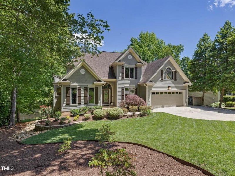 105 Highlands Lake Dr, Cary, NC 27518