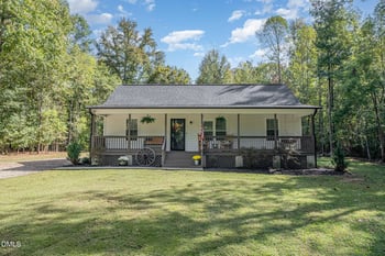105 Hines Ct, Youngsville, NC 27596