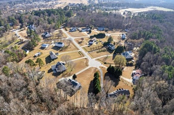 105 Hinton Ct, Clayton, NC 27527