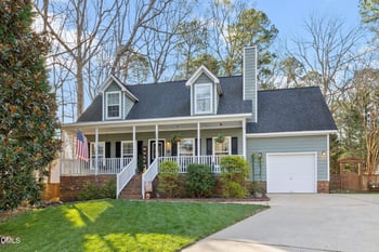 105 Hollowed Ct, Holly Springs, NC 27540