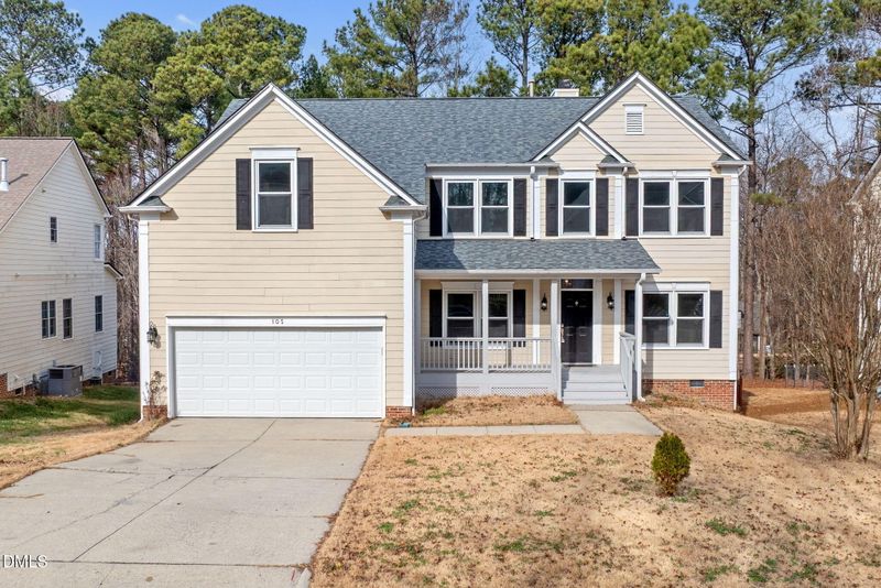 105 Holmhurst Ct, Cary, NC 27519