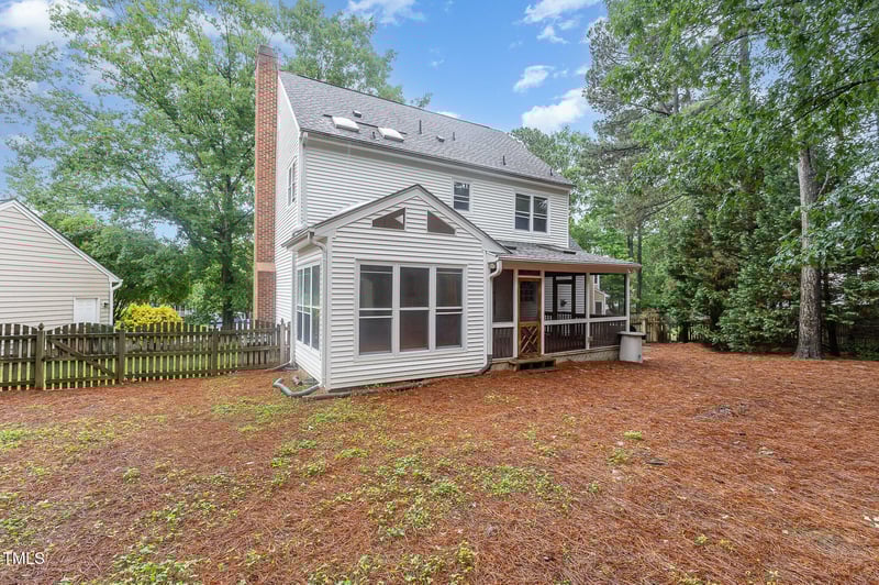 105 Houston Cir, Cary, NC 27513