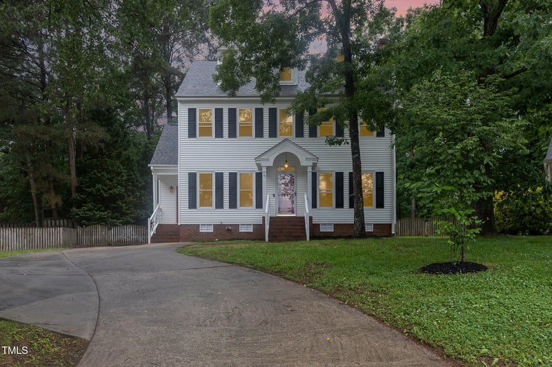105 Houston Cir, Cary, NC 27513