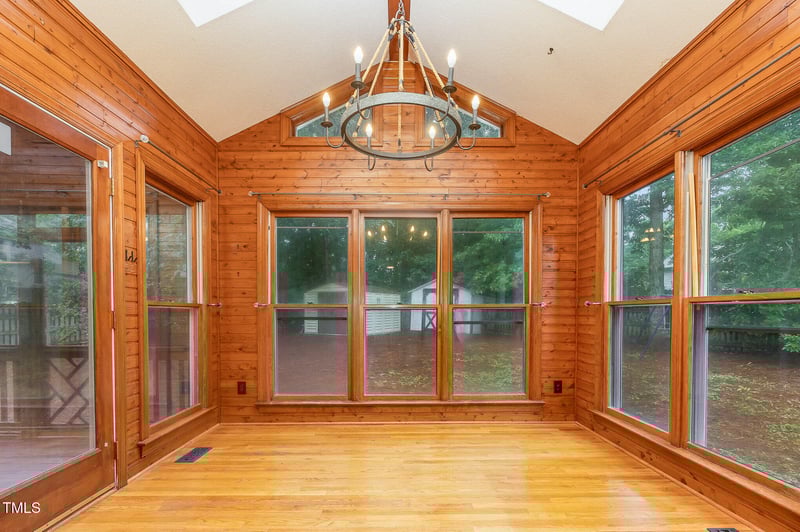 105 Houston Cir, Cary, NC 27513