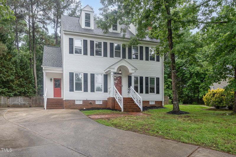 105 Houston Cir, Cary, NC 27513