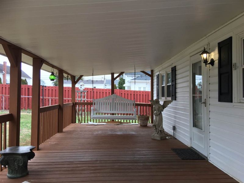 105 E J St, Erwin, NC 28339
