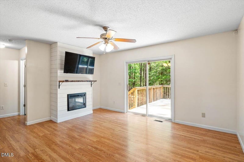 105 Jared Dr, Fuquay Varina, NC 27526