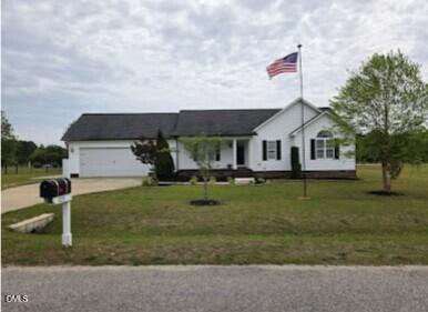 105 Jj Dr, Benson, NC 27504