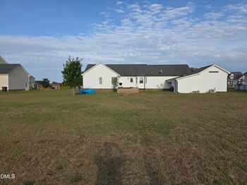 105 Jj Dr, Benson, NC 27504