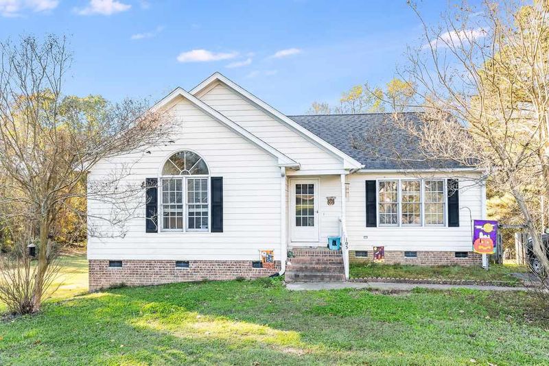 105 Kay Cir, Clayton, NC 27520