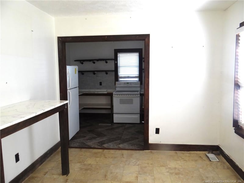 105 Kensington Cir, Fayetteville, NC 28311