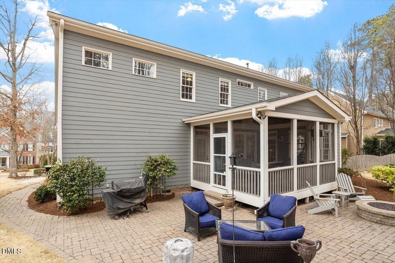 105 Kentbury Ln, Apex, NC 27502