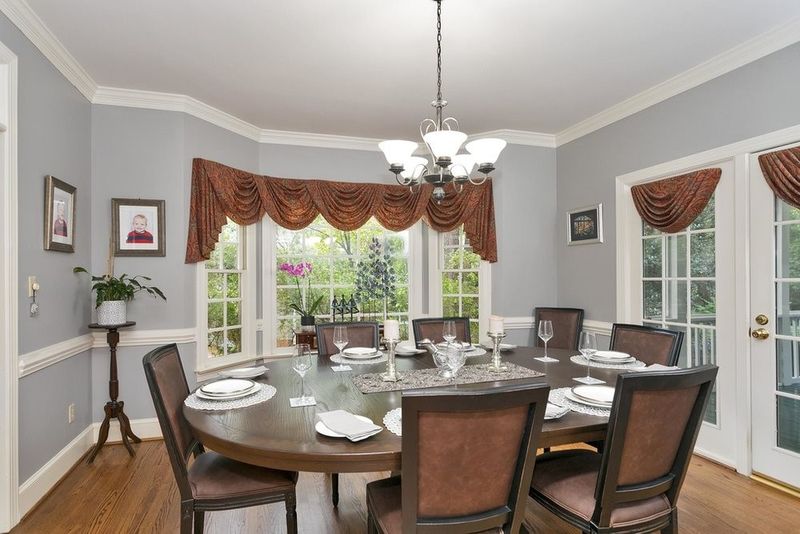 105 Kettlebridge Dr, Cary, NC 27511