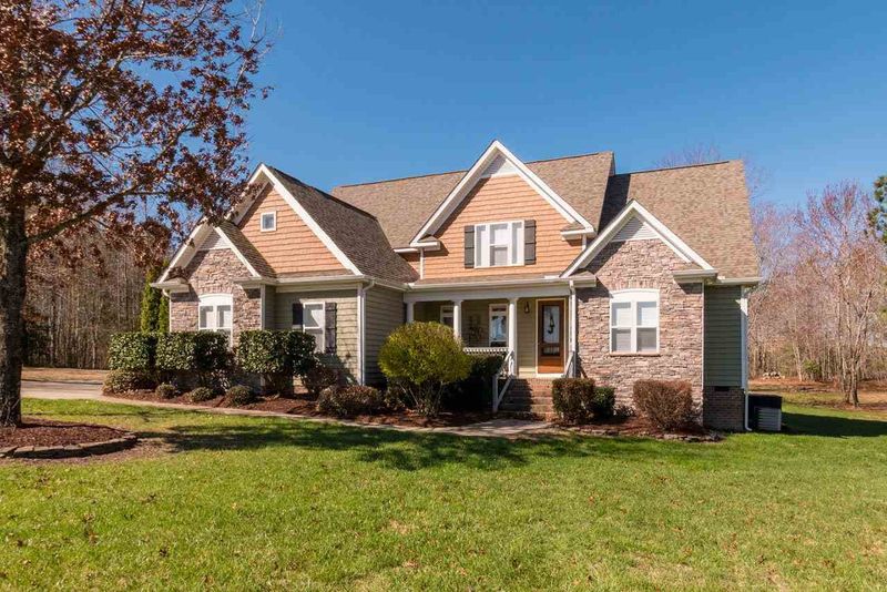 105 King Charles Dr, Youngsville, NC 27596