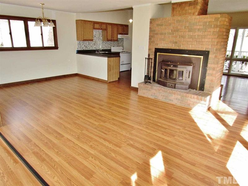 105 Knott Dr, Knightdale, NC 27545