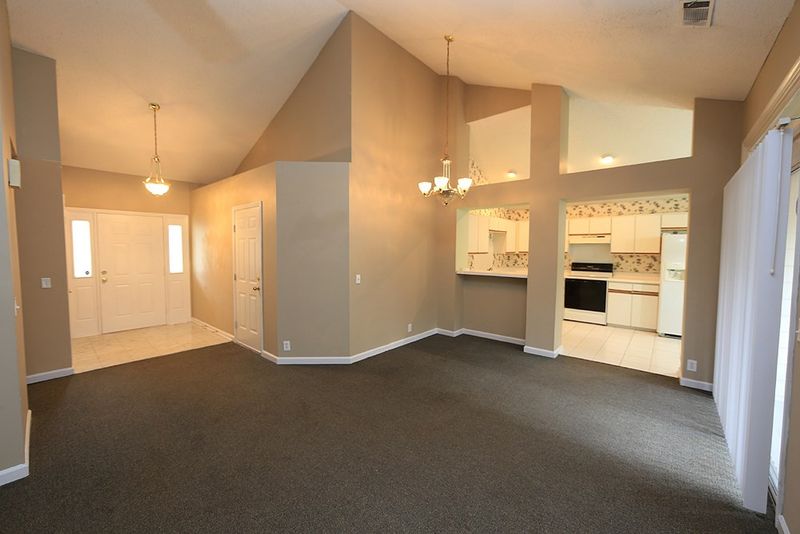 105 Lacoste Ln, Cary, NC 27511