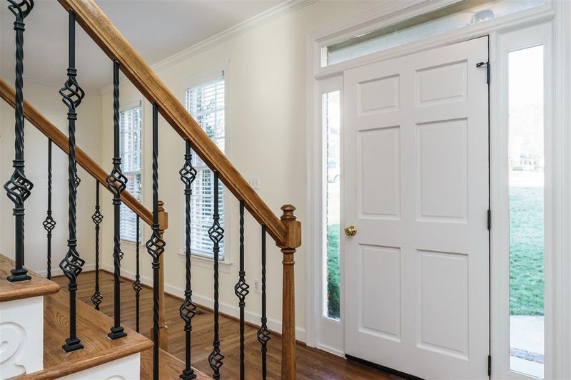 105 Langston Mill Ct, Cary, NC 27518