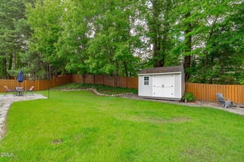 105 Lazy Days Ct, Apex, NC 27502
