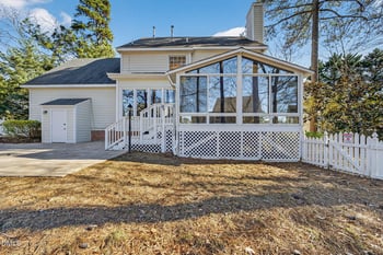 105 Legend Oaks Ct, Cary, NC 27513