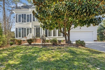 105 Legend Oaks Ct, Cary, NC 27513