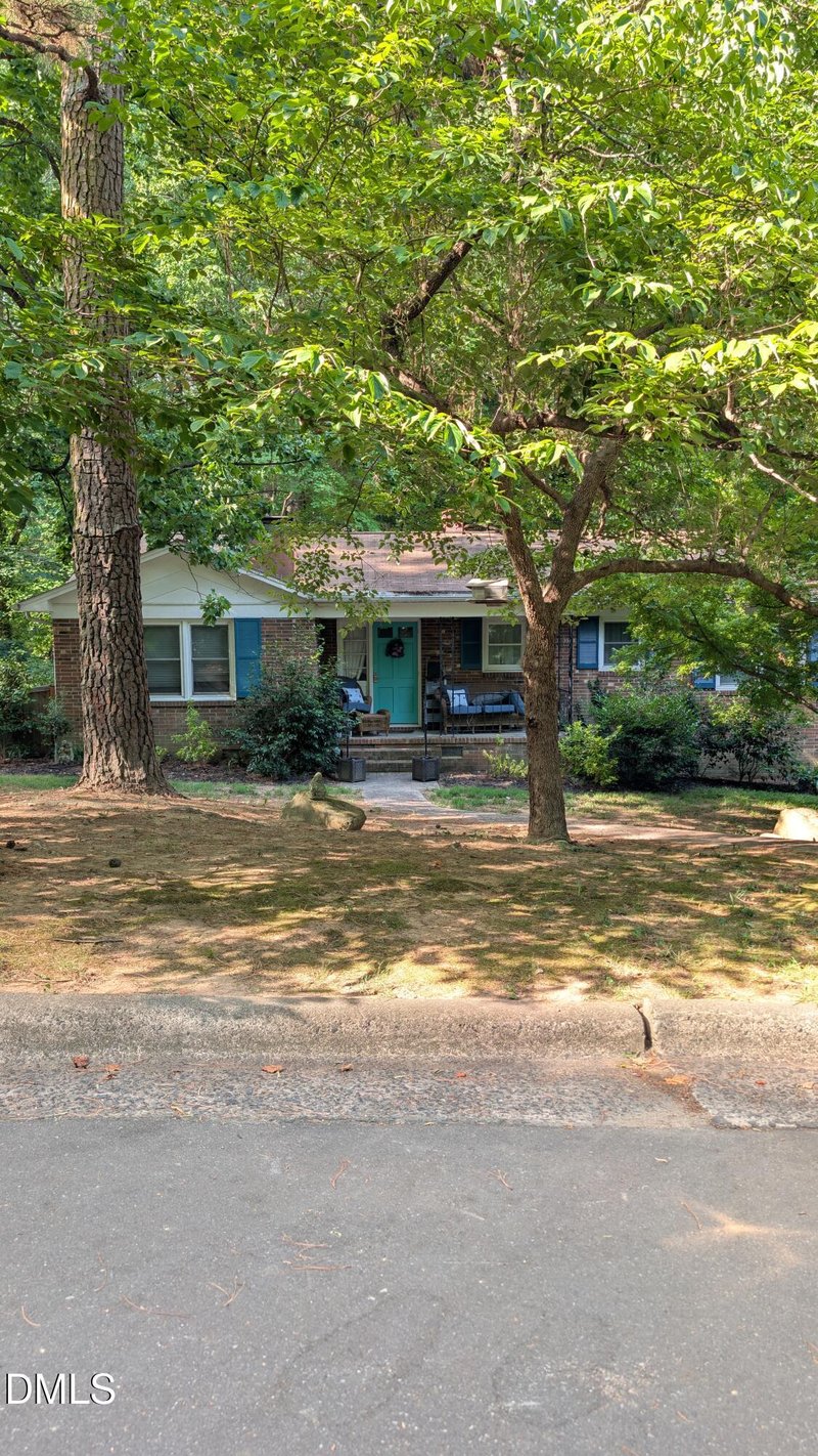 105 Lexington Rd, Chapel Hill, NC 27516