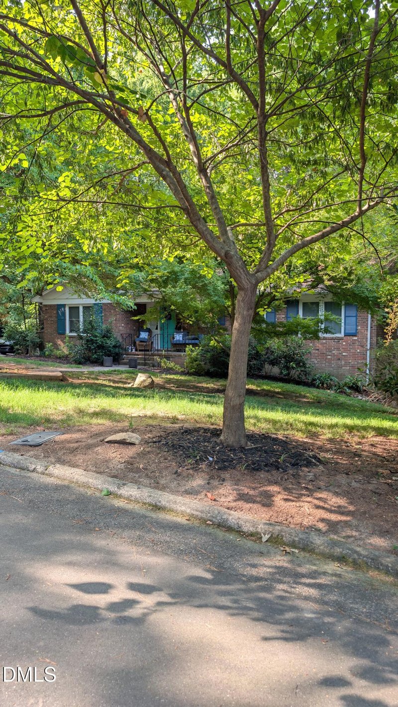 105 Lexington Rd, Chapel Hill, NC 27516