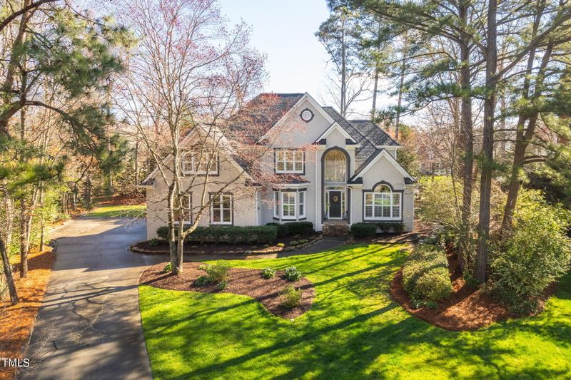 105 Lindenthal Ct, Cary, NC 27513