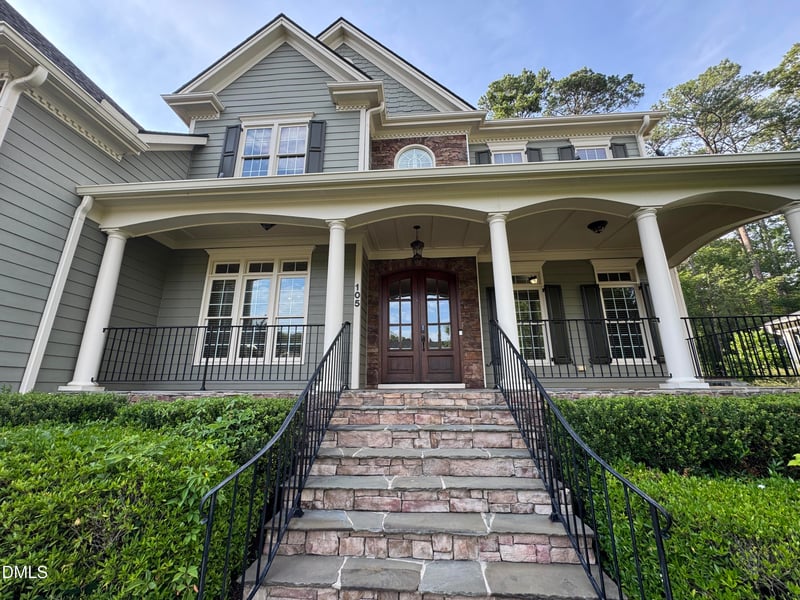 105 Linton Banks Pl, Cary, NC 27513