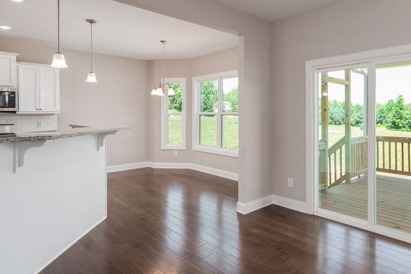 105 Lockamy Ln, Youngsville, NC 27596