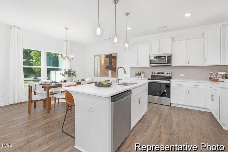 105 Mable Ct, Lillington, NC 27546