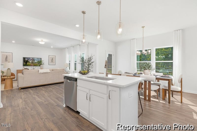 105 Mable Ct, Lillington, NC 27546