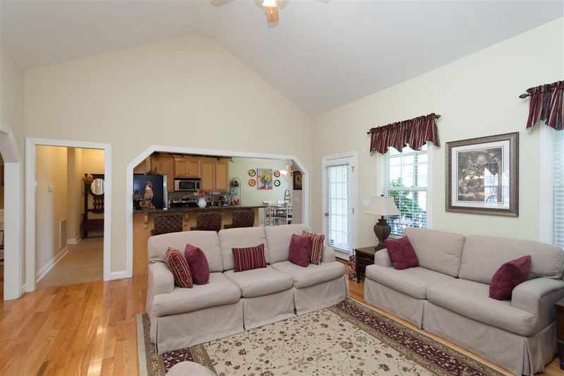 105 Majestic Oak Dr, Garner, NC 27529