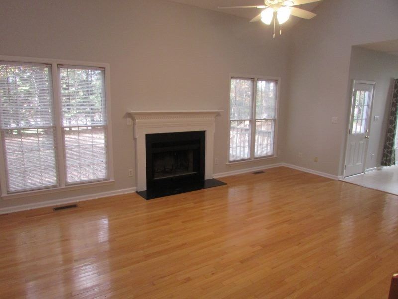 105 Maldon Dr, Cary, NC 27513