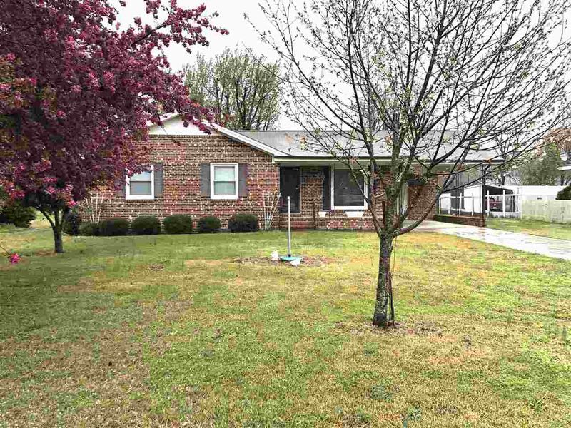 105 Maple Dr, Smithfield, NC 27577