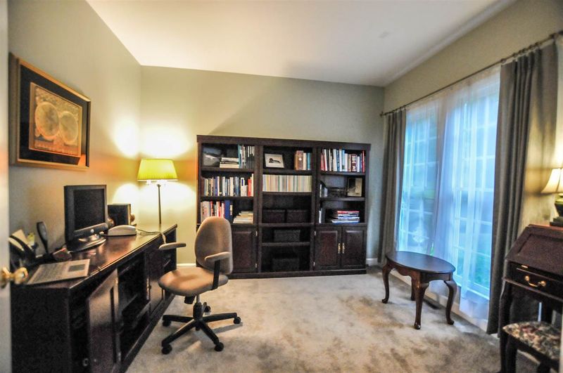 105 Marigold Ct, Chapel Hill, NC 27516
