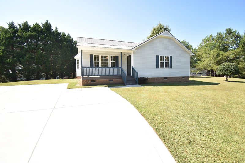 105 Mary Michael Ln, Benson, NC 27504