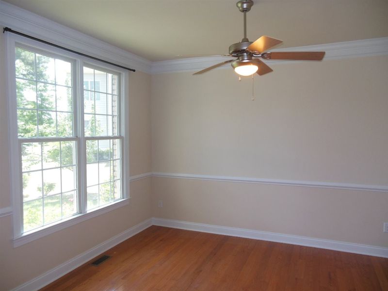 105 Maude Ct, Cary, NC 27519