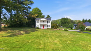 105 Mcleod Dr, Sanford, NC 27330