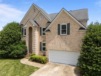 105 Mcnaughton Ct, Garner, NC 27529