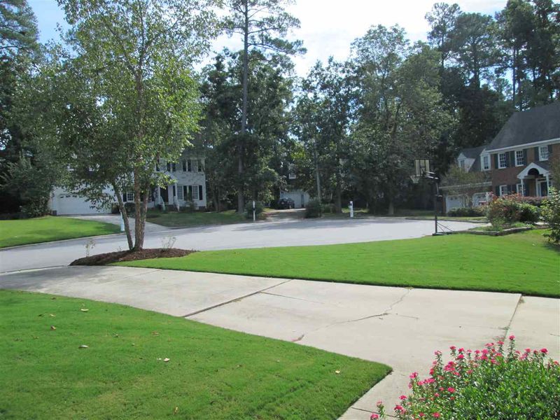 105 Minute Man Dr, Cary, NC 27513