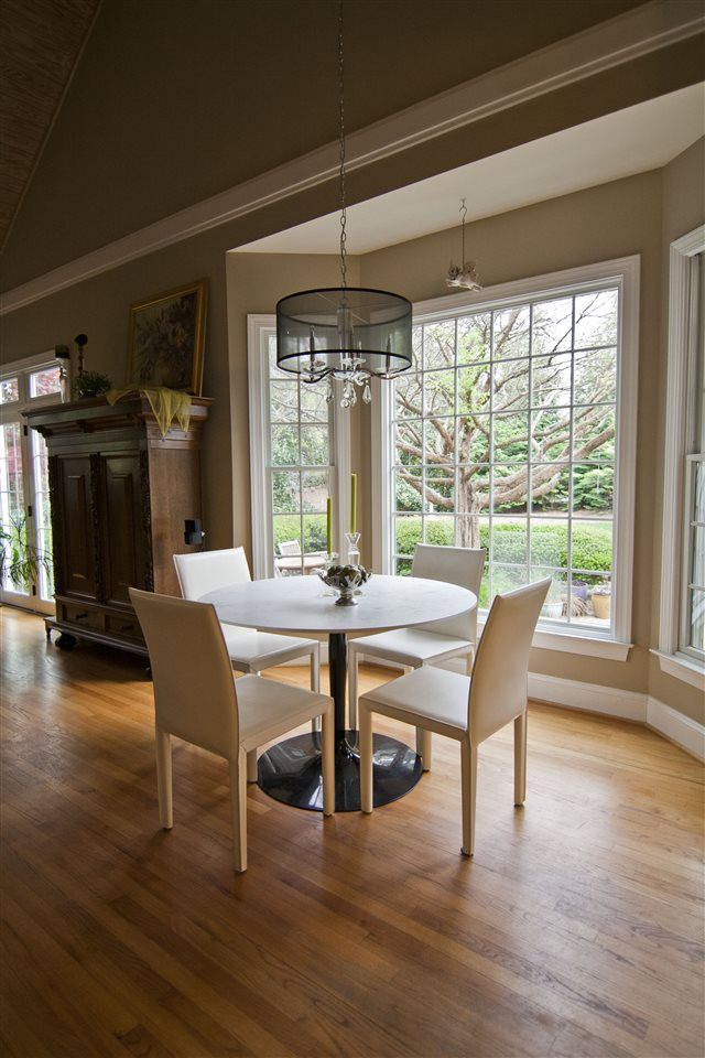 105 Moreland Ct, Cary, NC 27518