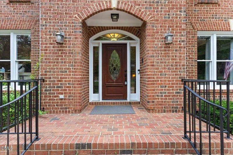 105 Morninghills Ct, Cary, NC 27518